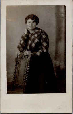 Photo de l'institutrice de Nambride, Mademoiselle DECROUX - 1914/1933