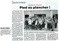 Article de journal sur le rassemblement des groupes folkloriques de Haute Savoie le 22 octobre 1998