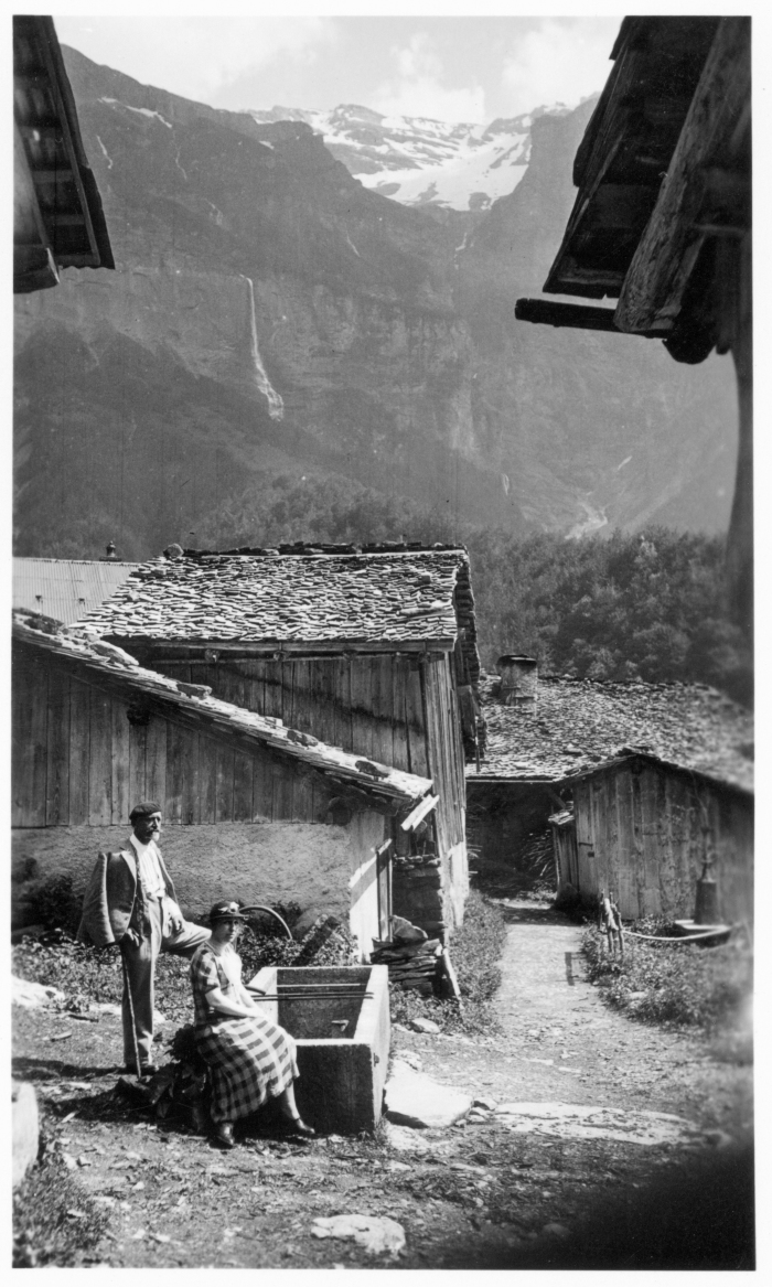 Photo dans le village du Frénalay
