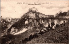 Photo au "Grain-du-Sarrazin" ou sommet du Tenneverge vu du Col