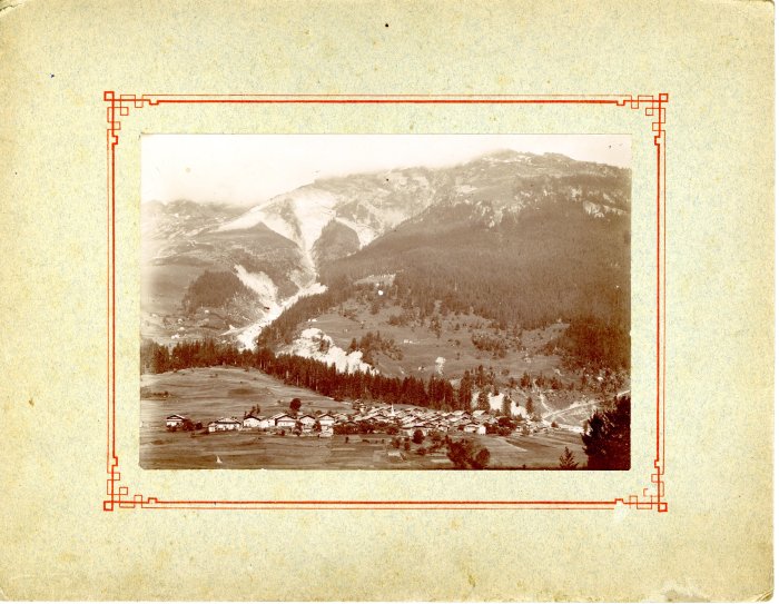 Photo du village de Salvagny avant l'incendie