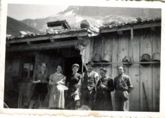 Photo au chalet au Praz de Commune - 1960