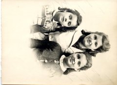 Portraits de Hugette, Denise et Odette ROUGE